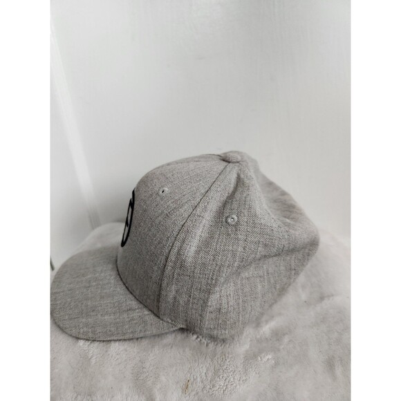KANE BROWN Wool Blend Gray Embroidered Flat Brim Snapback Hat Cap Unisex OS EUC - Picture 3 of 8